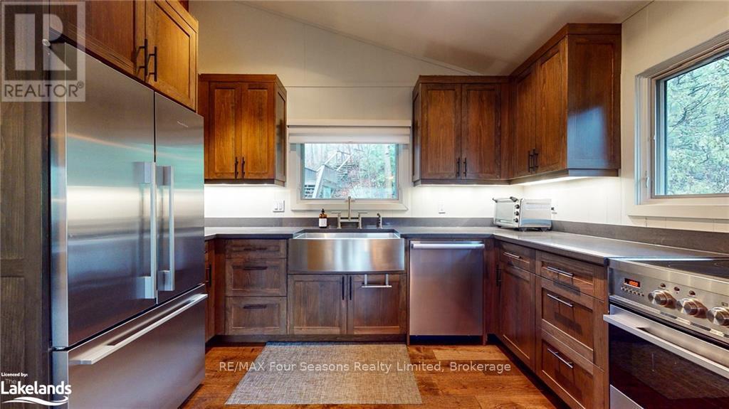 92 Main Road, Clearview, Ontario  L0M 1L0 - Photo 7 - S11822957