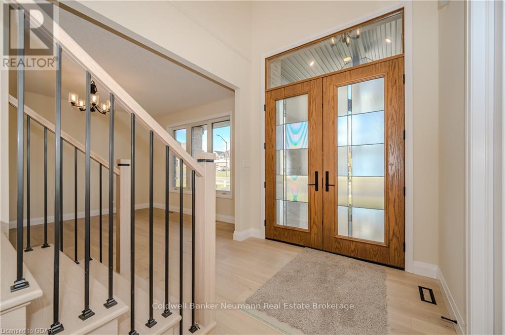 10 Broughton Street, Erin, Ontario  N1H 0B7 - Photo 8 - X11822663