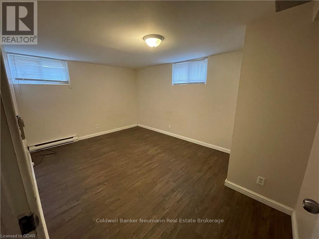 75 Cedar Street, Guelph (Old University), Ontario  N1G 1C4 - Photo 11 - X11822704