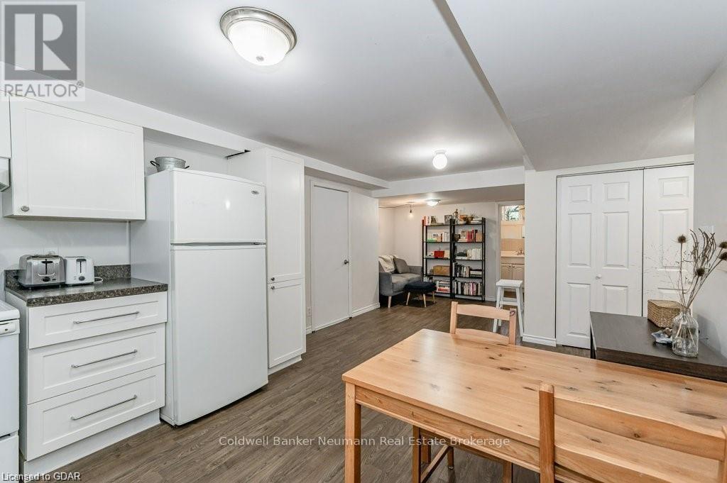 75 Cedar Street, Guelph (Old University), Ontario  N1G 1C4 - Photo 2 - X11822704