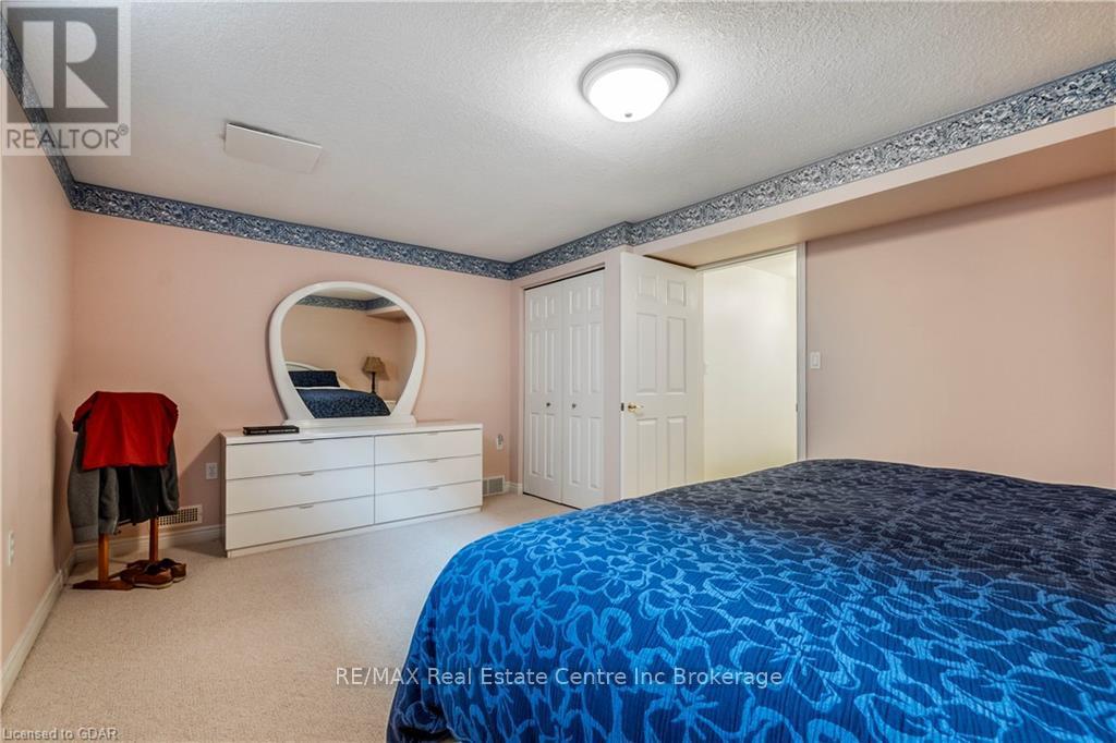 82 White Pine Way, Guelph, Ontario  N1G 4X7 - Photo 36 - X11822705