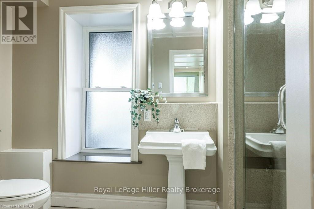 26 Daly Avenue, Stratford, Ontario  N5A 1B8 - Photo 33 - X11822857