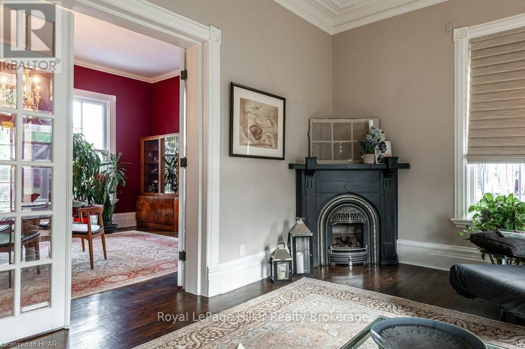 26 Daly Avenue, Stratford, Ontario  N5A 1B8 - Photo 8 - X11822857