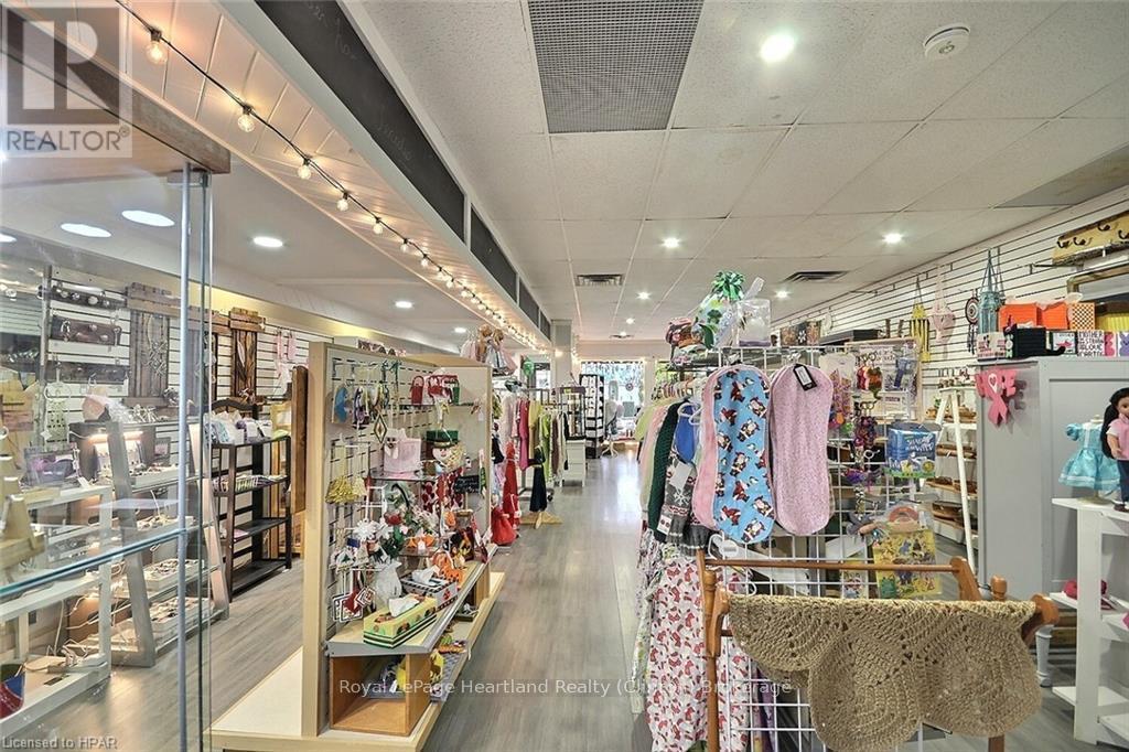 63 Albert Street, Central Huron, Ontario  N0M 1L0 - Photo 11 - X11822861