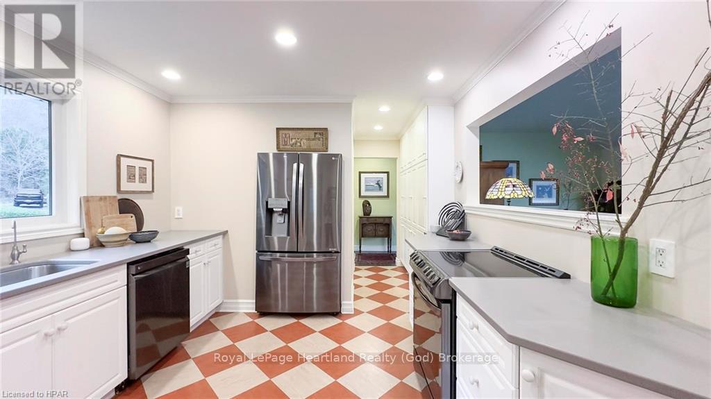 37001 Millar Street, Ashfield-Colborne-Wawanosh (Colborne), Ontario  N7A 3Y1 - Photo 20 - X11822866