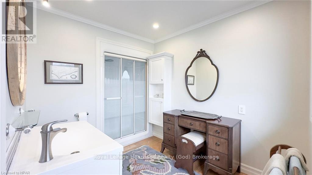 37001 Millar Street, Ashfield-Colborne-Wawanosh (Colborne), Ontario  N7A 3Y1 - Photo 33 - X11822866