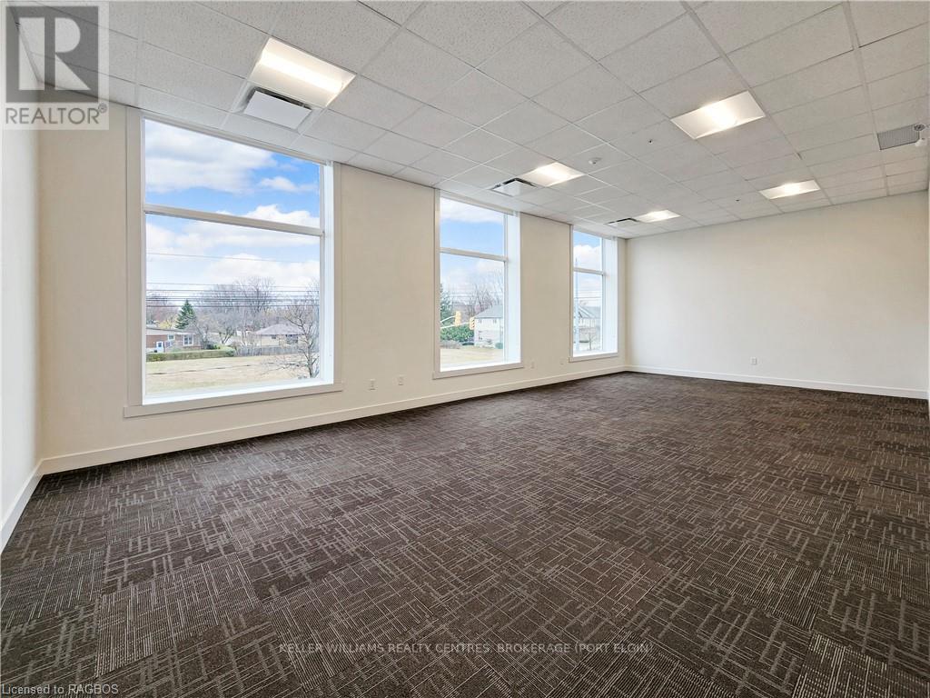 215 - 1020 Goderich Street, Saugeen Shores, Ontario  N0H 2C3 - Photo 4 - X11822972