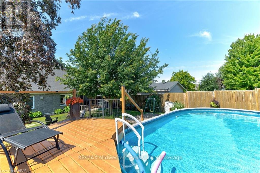 125 Armstrong Street W, North Perth, Ontario  N4W 3V8 - Photo 40 - X11823010