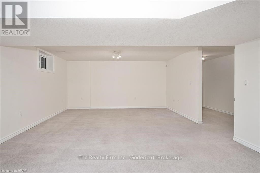 55 Hyde Road, Stratford, Ontario  N5A 7Z3 - Photo 35 - X11823015