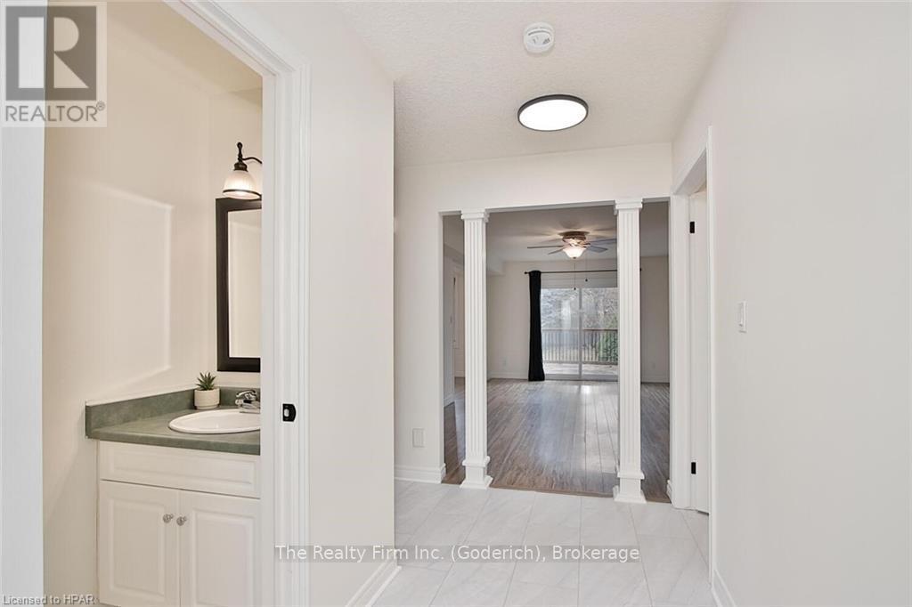 55 Hyde Road, Stratford, Ontario  N5A 7Z3 - Photo 6 - X11823015