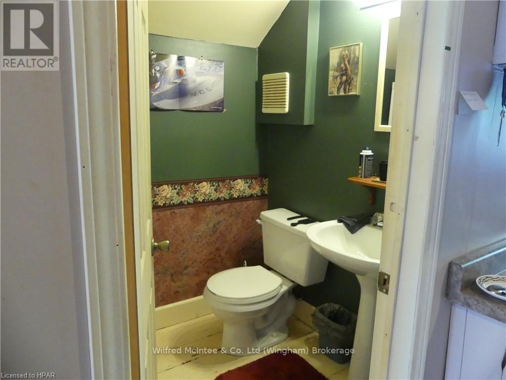 9 Rattenbury Street, Central Huron, Ontario  N0M 1L0 - Photo 6 - X11823024