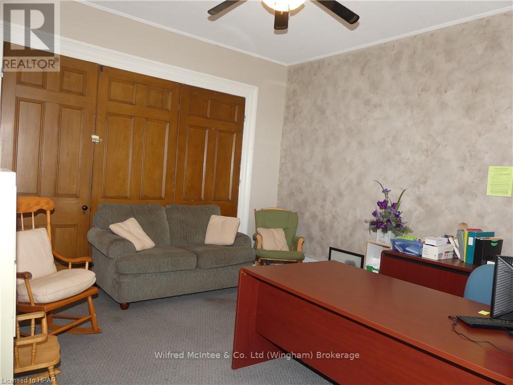 9 Rattenbury Street, Central Huron, Ontario  N0M 1L0 - Photo 7 - X11823024