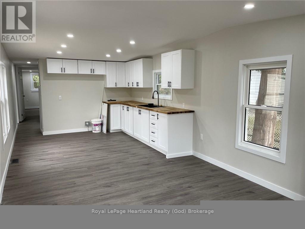 16 Bloomsbury Drive, Ashfield-Colborne-Wawanosh, Ontario  N7A 3Y3 - Photo 3 - X11823034