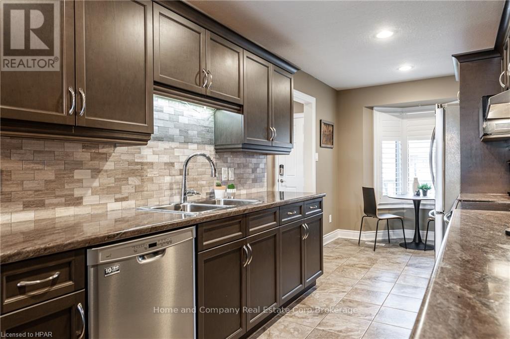 221 - 50 Galt Road Road, Stratford, Ontario  N5A 0B2 - Photo 7 - X11823057