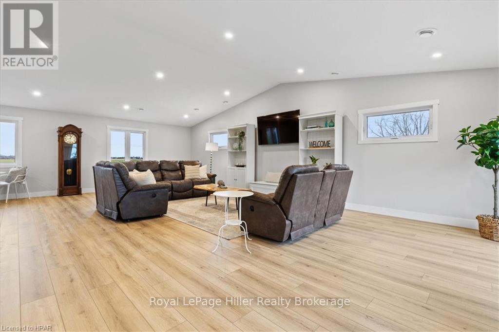 4335 Perth Road 119, Perth East, Ontario  N5A 6S2 - Photo 20 - X11823081