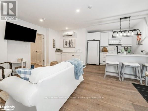 5211 Grandview Signatures Drive, Huntsville, Ontario  P1H 2N1 - Photo 2 - X11823082