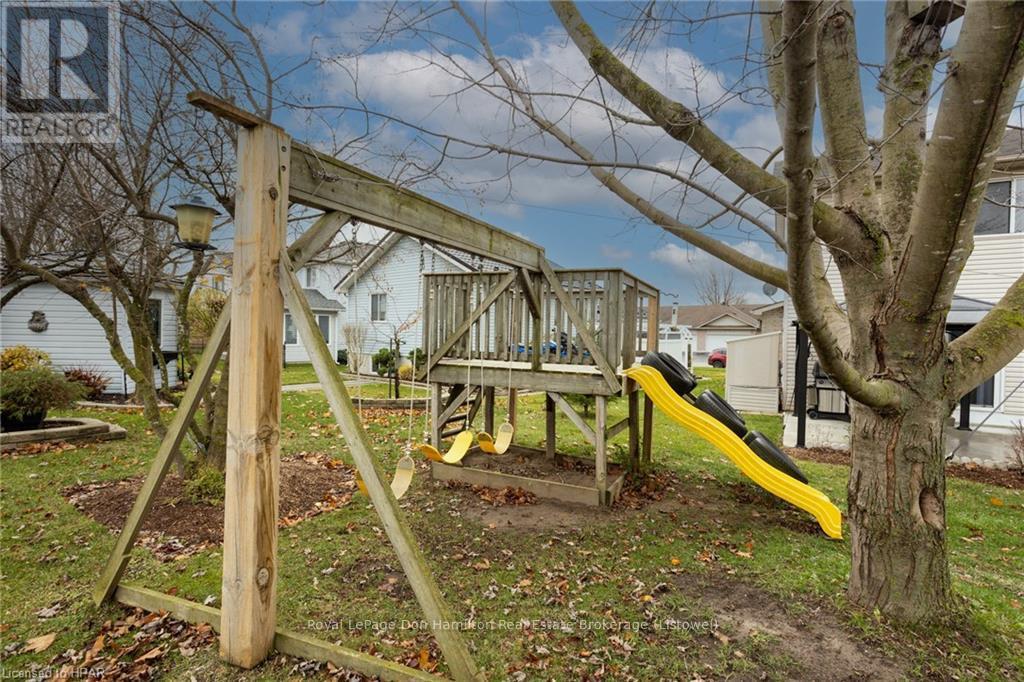 793 Lavery Street, North Perth, Ontario  N4W 3T4 - Photo 33 - X11823086