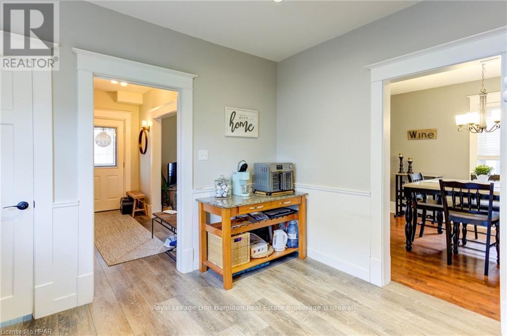 465 Albert Avenue N, North Perth, Ontario  N4W 1V2 - Photo 13 - X11823094