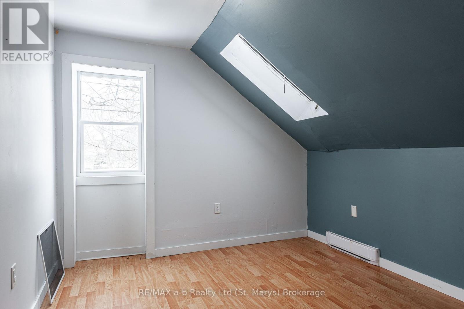 21 Waterloo Street S, St. Marys, Ontario  N4X 1A4 - Photo 18 - X11823102