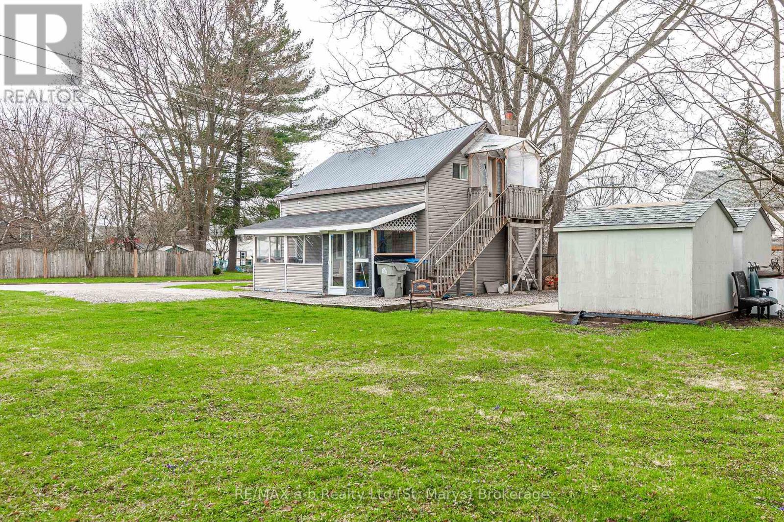 21 Waterloo Street S, St. Marys, Ontario  N4X 1A4 - Photo 6 - X11823102