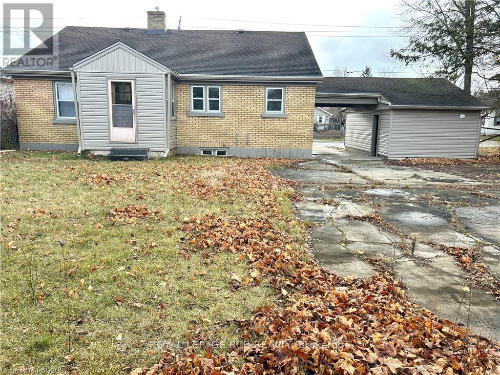 440 9th Street, Hanover, Ontario  N4N 1L9 - Photo 3 - X11823130