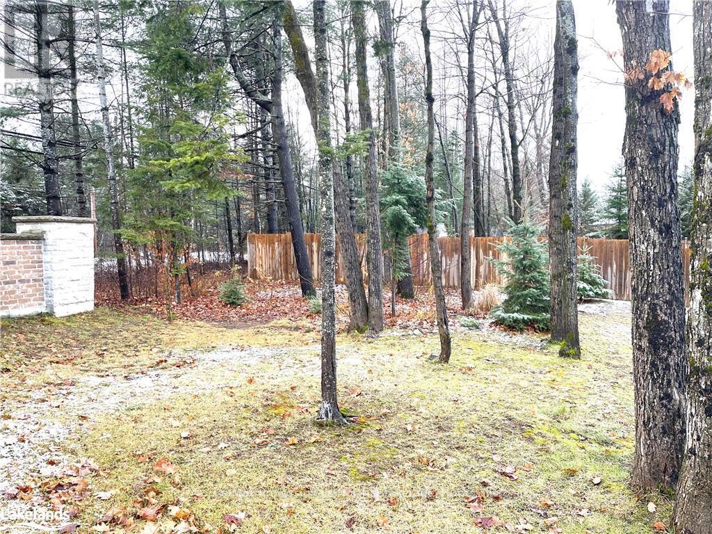 1 Prestwick Drive, Huntsville, Ontario  P1H 0C2 - Photo 9 - X11823202