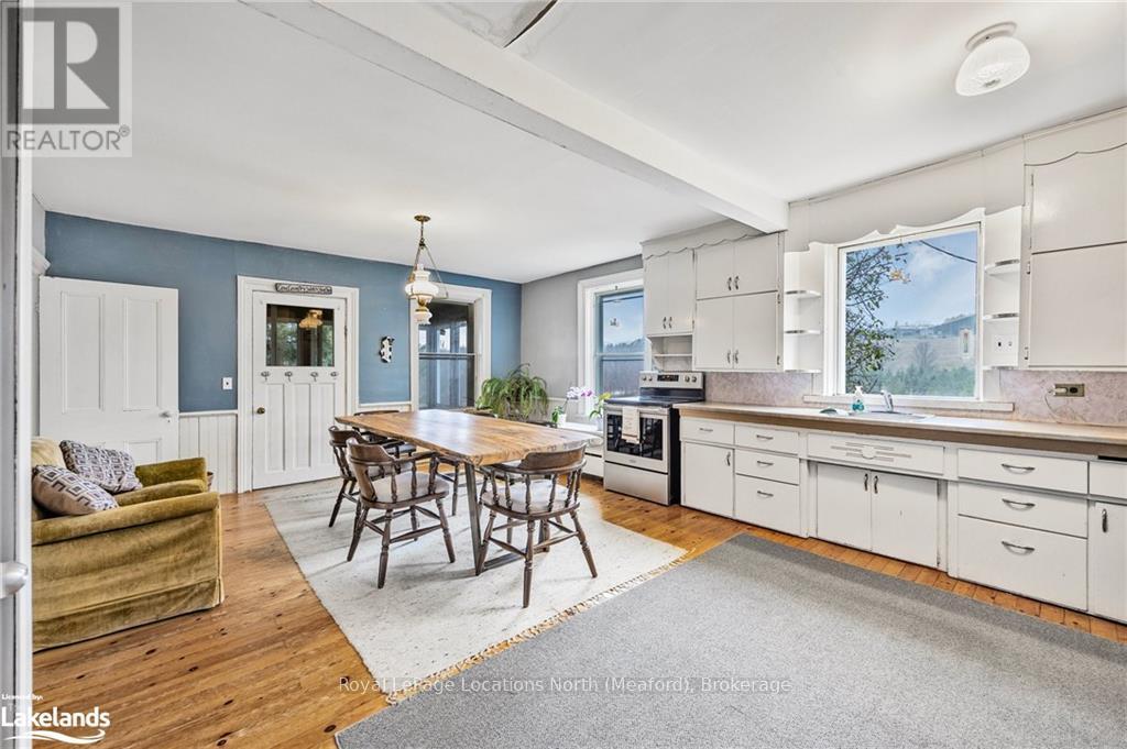 556341 6th Line, Blue Mountains, Ontario  N0H 1J0 - Photo 7 - X11823205