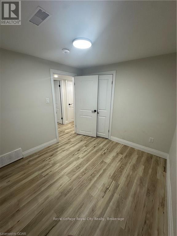 186 Natchez Road, Kitchener, Ontario  N2B 3L2 - Photo 17 - X11822740