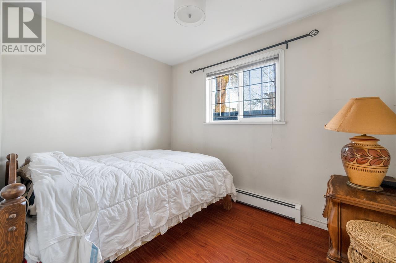 Listing Picture 14 of 32 : 591 E 17TH AVENUE, Vancouver / 溫哥華 - 魯藝地產 Yvonne Lu Group - MLS Medallion Club Member