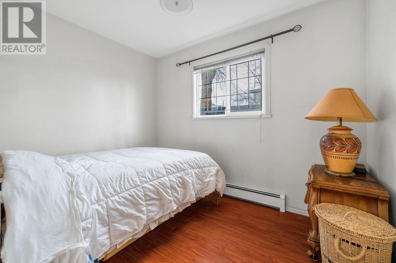 Listing Picture 6 of 32 : 591 E 17TH AVENUE, Vancouver / 溫哥華 - 魯藝地產 Yvonne Lu Group - MLS Medallion Club Member