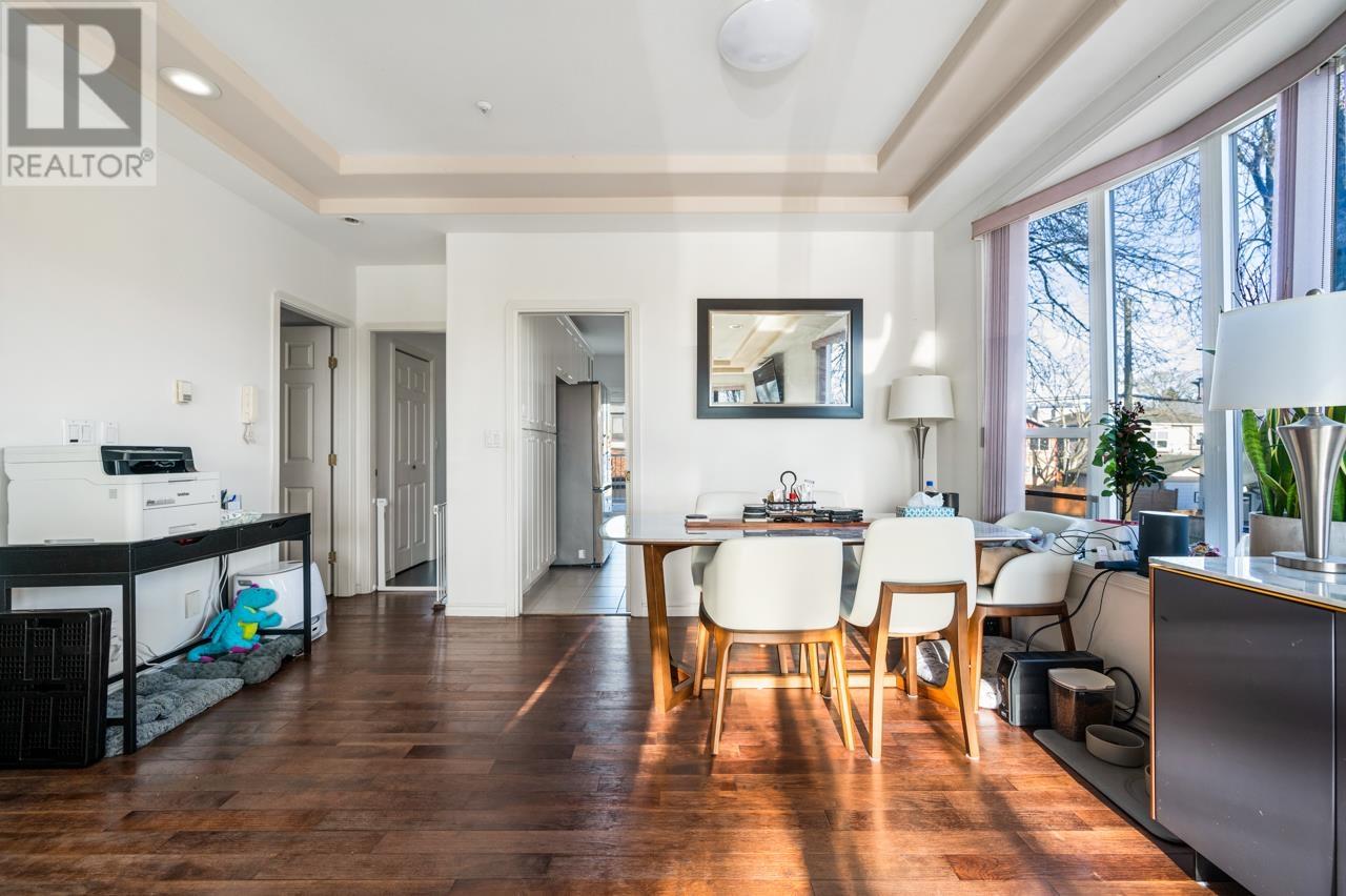 Listing Picture 24 of 32 : 591 E 17TH AVENUE, Vancouver / 溫哥華 - 魯藝地產 Yvonne Lu Group - MLS Medallion Club Member