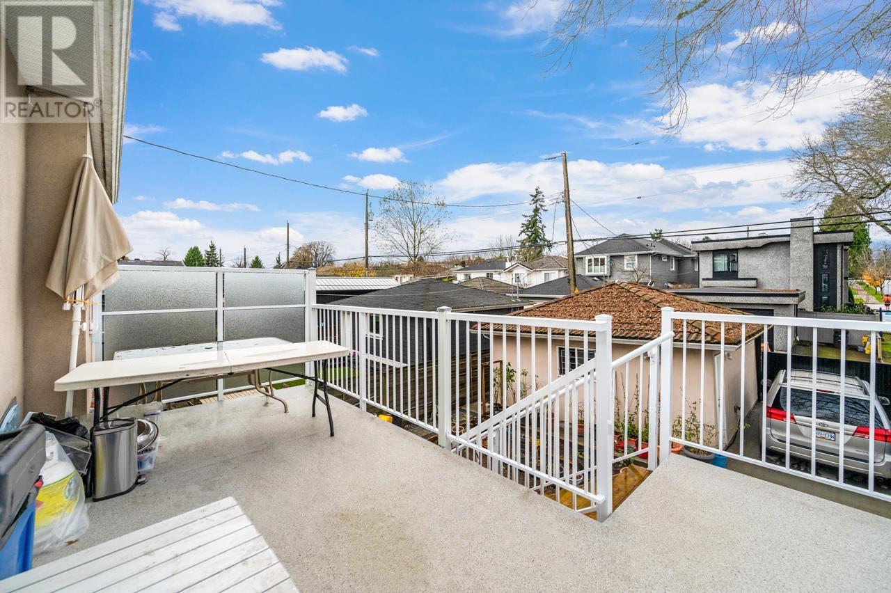 Listing Picture 13 of 32 : 591 E 17TH AVENUE, Vancouver / 溫哥華 - 魯藝地產 Yvonne Lu Group - MLS Medallion Club Member