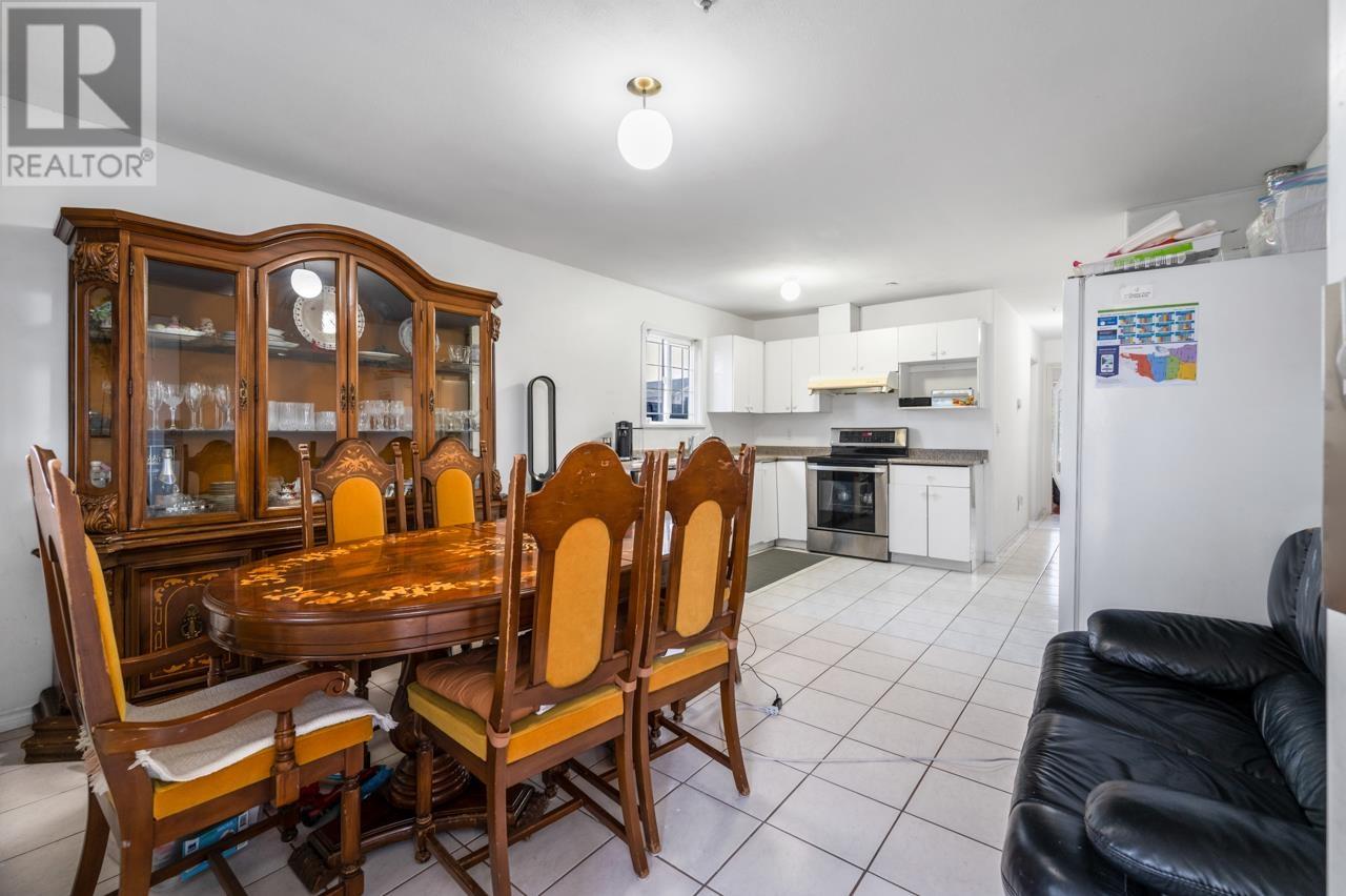 Listing Picture 8 of 32 : 591 E 17TH AVENUE, Vancouver / 溫哥華 - 魯藝地產 Yvonne Lu Group - MLS Medallion Club Member