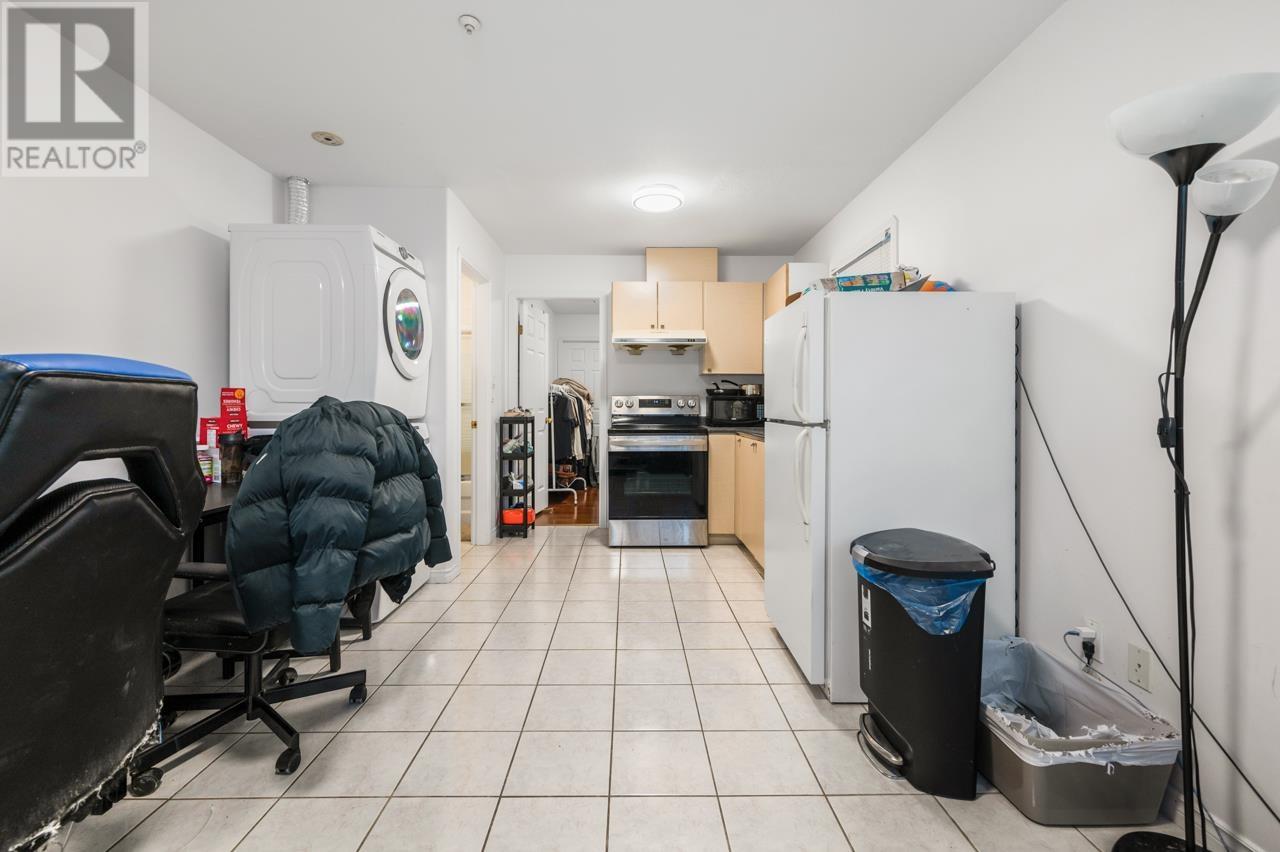 Listing Picture 11 of 32 : 591 E 17TH AVENUE, Vancouver / 溫哥華 - 魯藝地產 Yvonne Lu Group - MLS Medallion Club Member