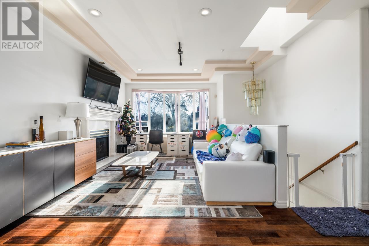 Listing Picture 27 of 32 : 591 E 17TH AVENUE, Vancouver / 溫哥華 - 魯藝地產 Yvonne Lu Group - MLS Medallion Club Member