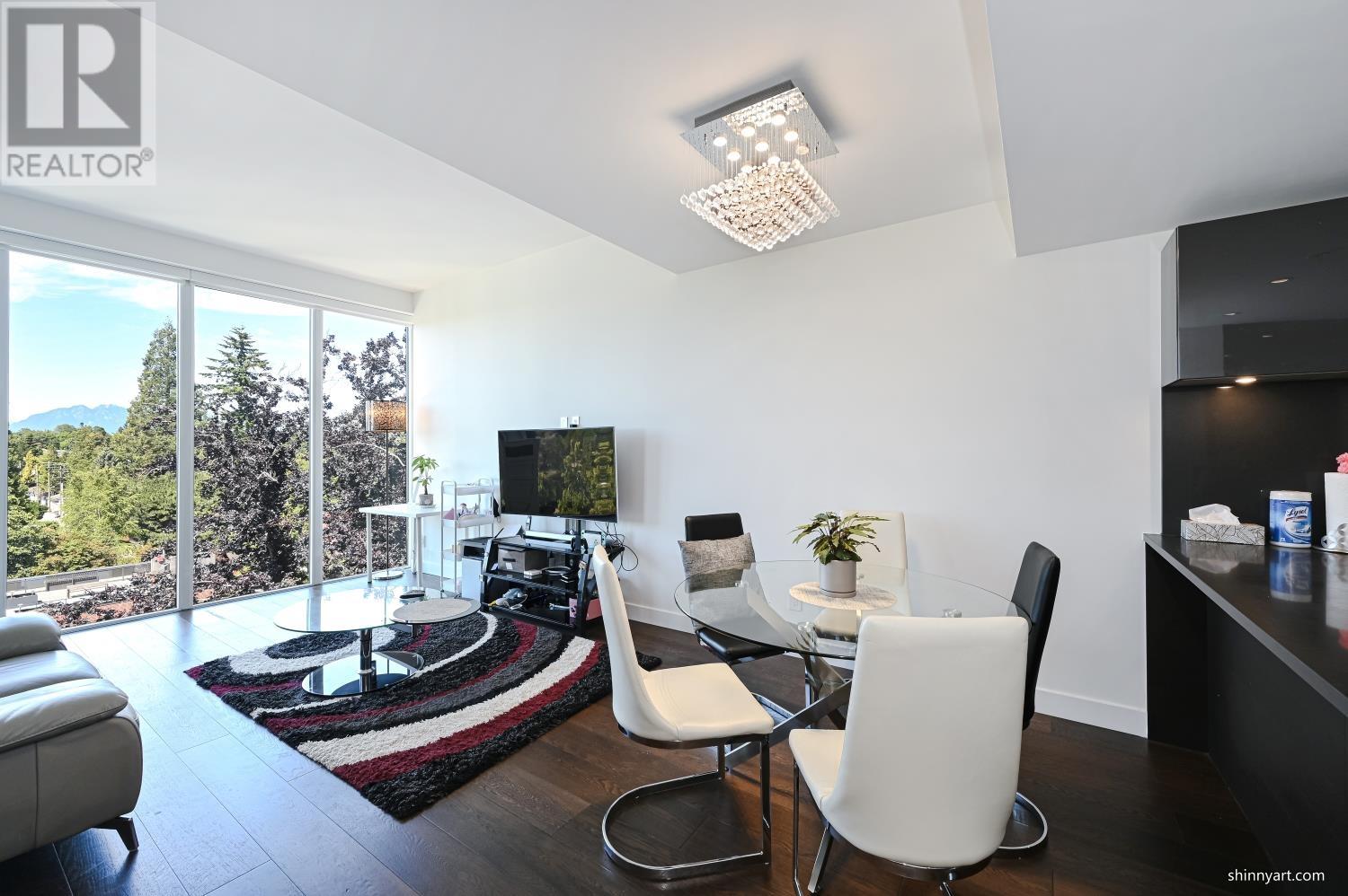 Listing Picture 3 of 34 : 1101 7228 ADERA STREET, Vancouver / 溫哥華 - 魯藝地產 Yvonne Lu Group - MLS Medallion Club Member