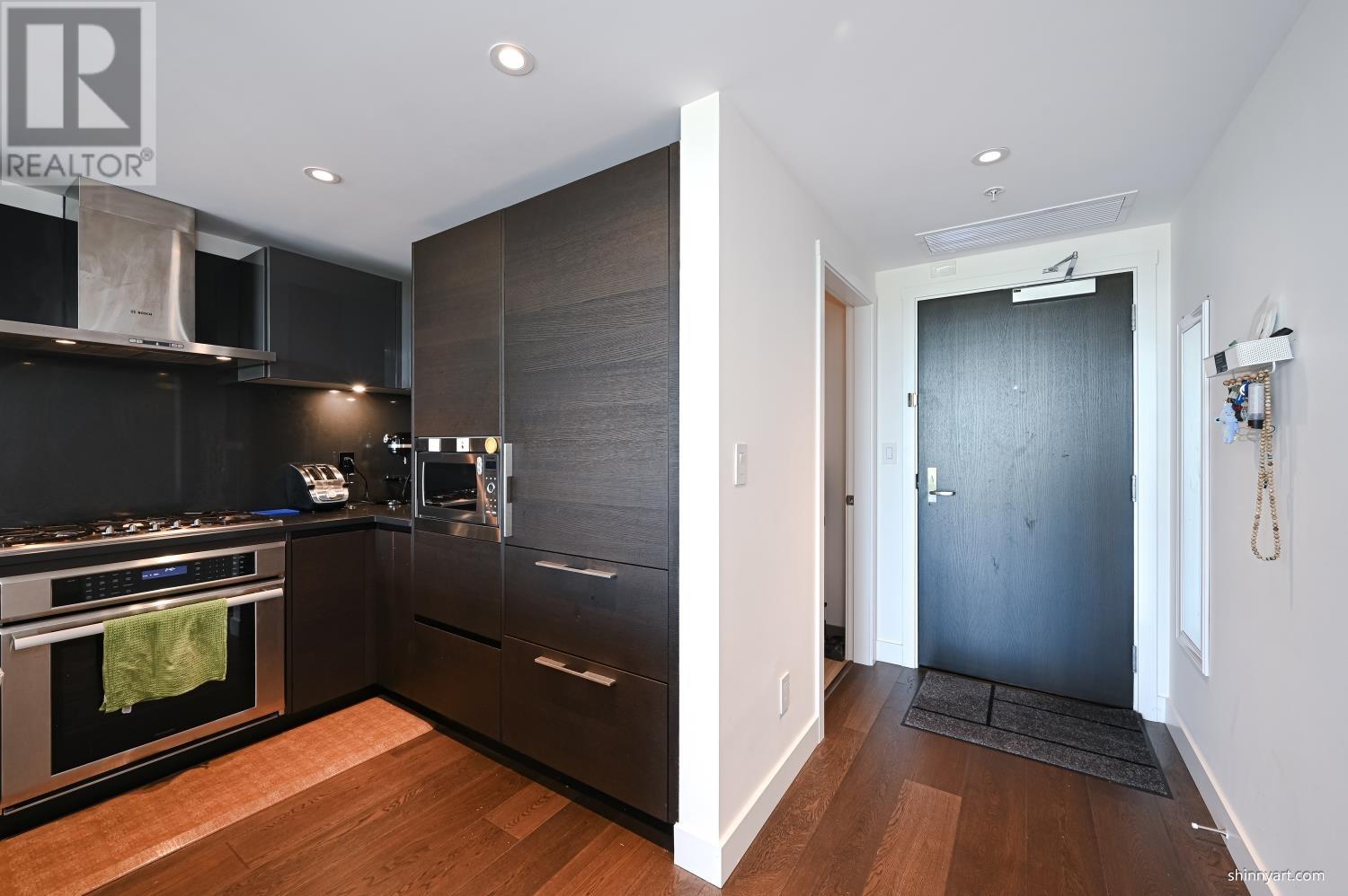 Listing Picture 10 of 34 : 1101 7228 ADERA STREET, Vancouver / 溫哥華 - 魯藝地產 Yvonne Lu Group - MLS Medallion Club Member