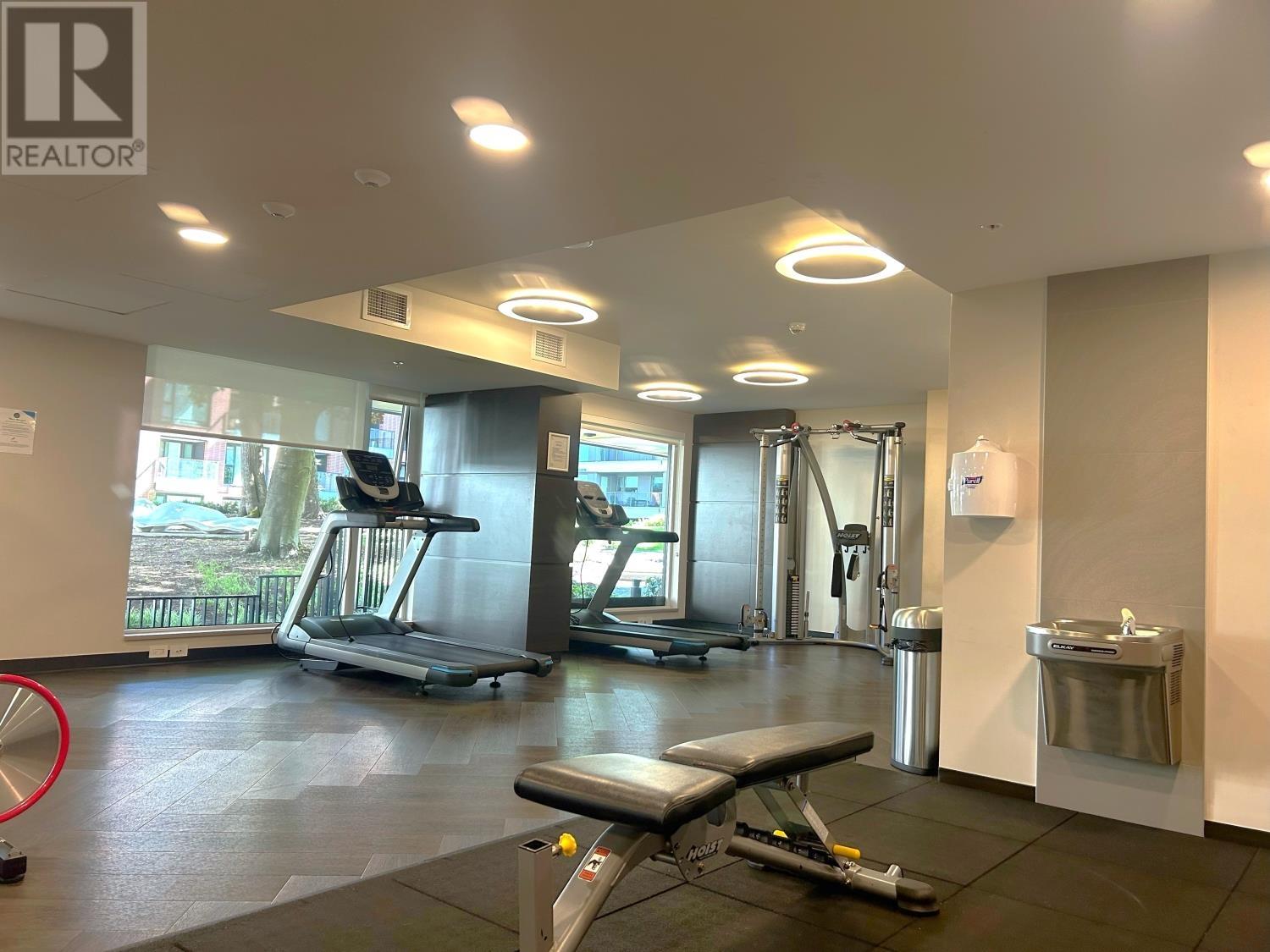 Listing Picture 32 of 34 : 1101 7228 ADERA STREET, Vancouver / 溫哥華 - 魯藝地產 Yvonne Lu Group - MLS Medallion Club Member