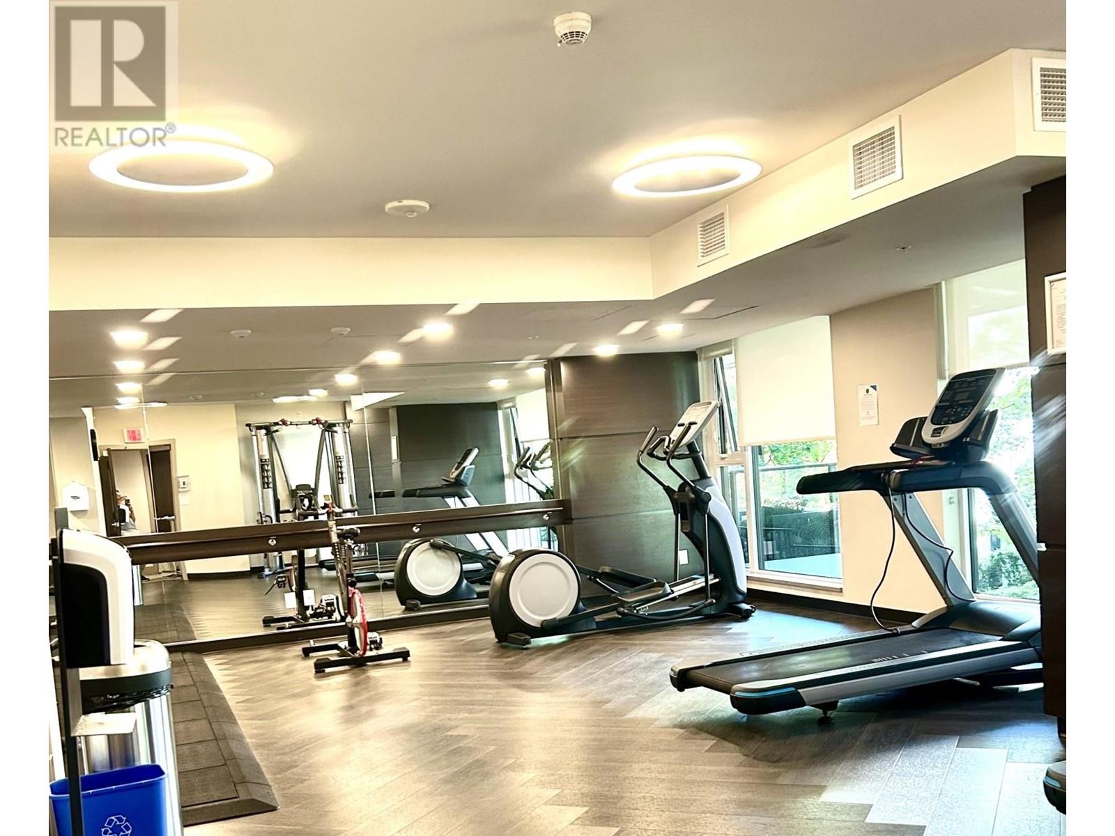 Listing Picture 33 of 34 : 1101 7228 ADERA STREET, Vancouver / 溫哥華 - 魯藝地產 Yvonne Lu Group - MLS Medallion Club Member