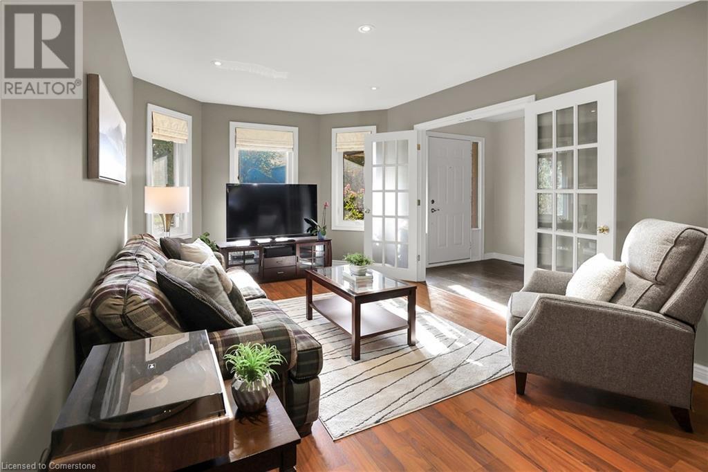 15 Sumner Crescent, Grimsby, Ontario  L3M 5E2 - Photo 5 - 40665459