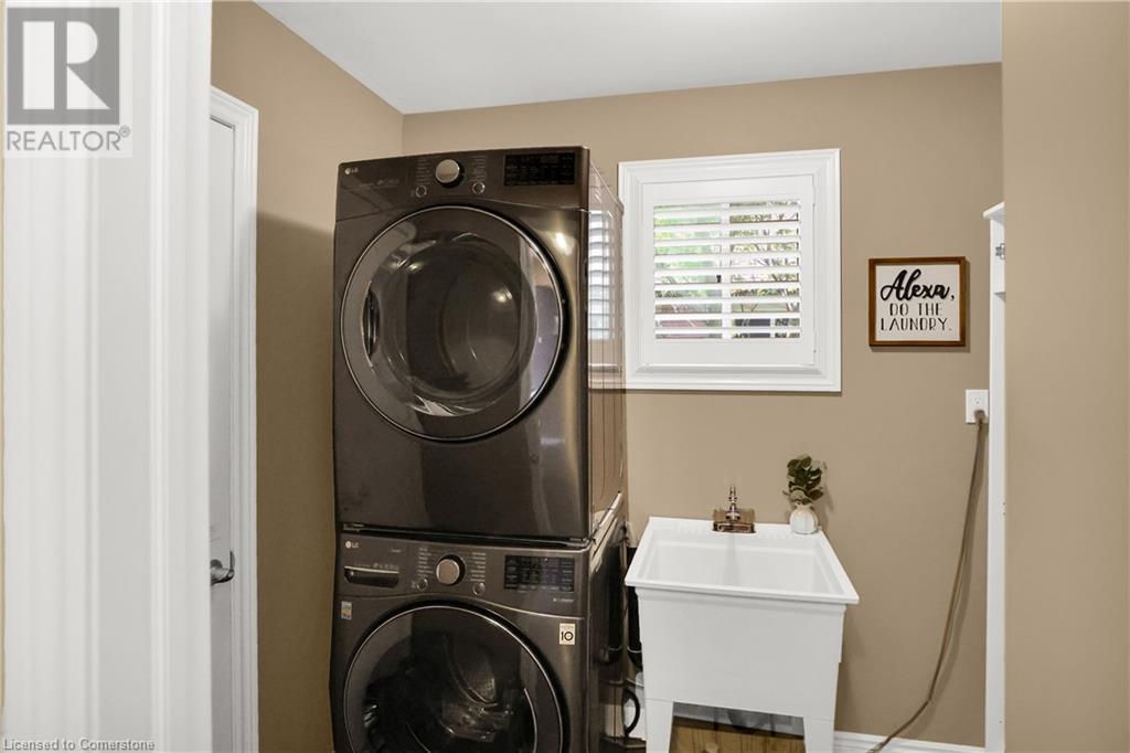 15 Sumner Crescent, Grimsby, Ontario  L3M 5E2 - Photo 16 - 40665459