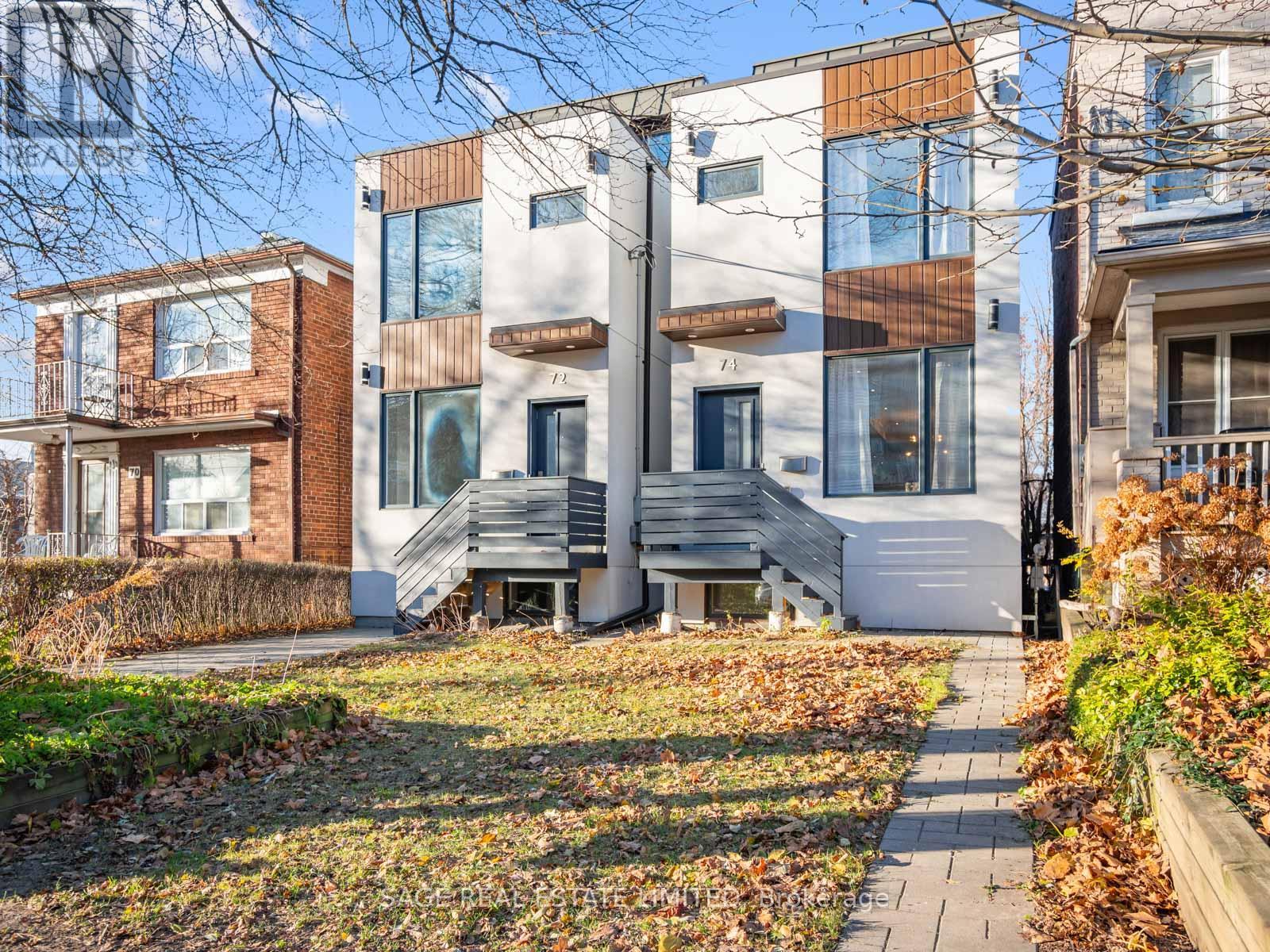 74 CURZON STREET, toronto (south riverdale), Ontario