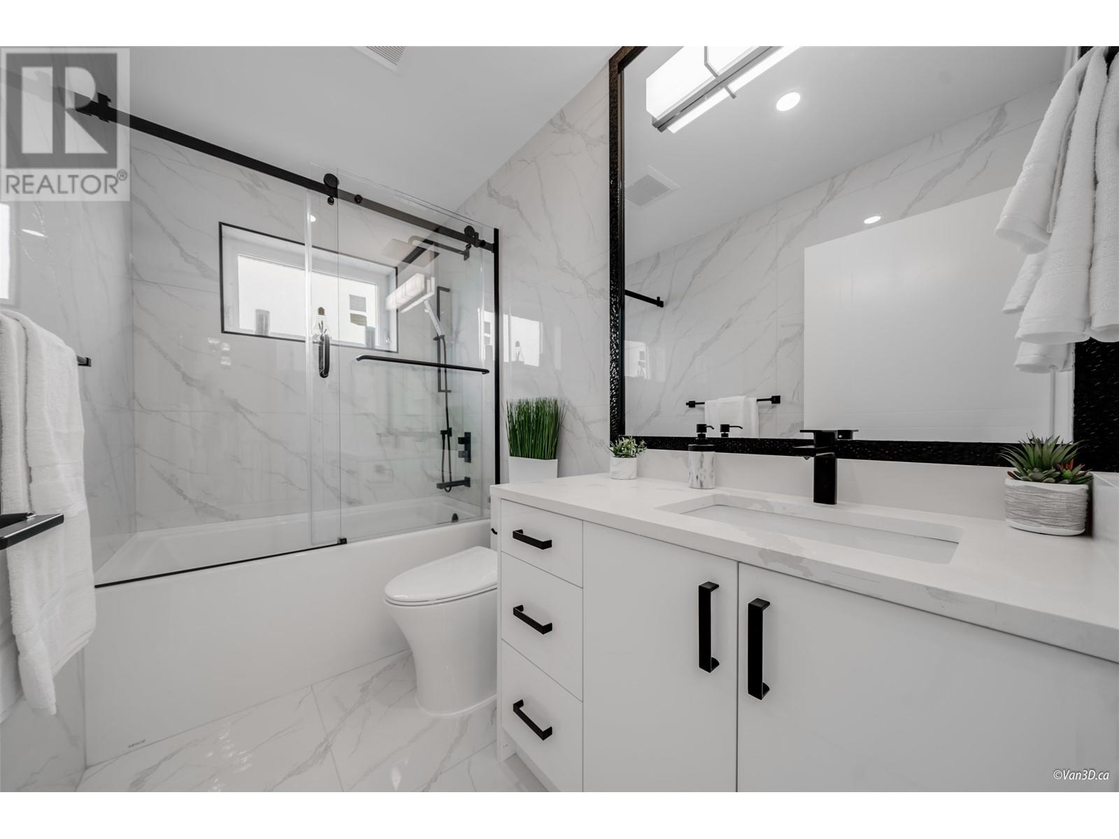2660 E 26th Avenue, Vancouver, British Columbia  V5R 1K9 - Photo 27 - R2948566