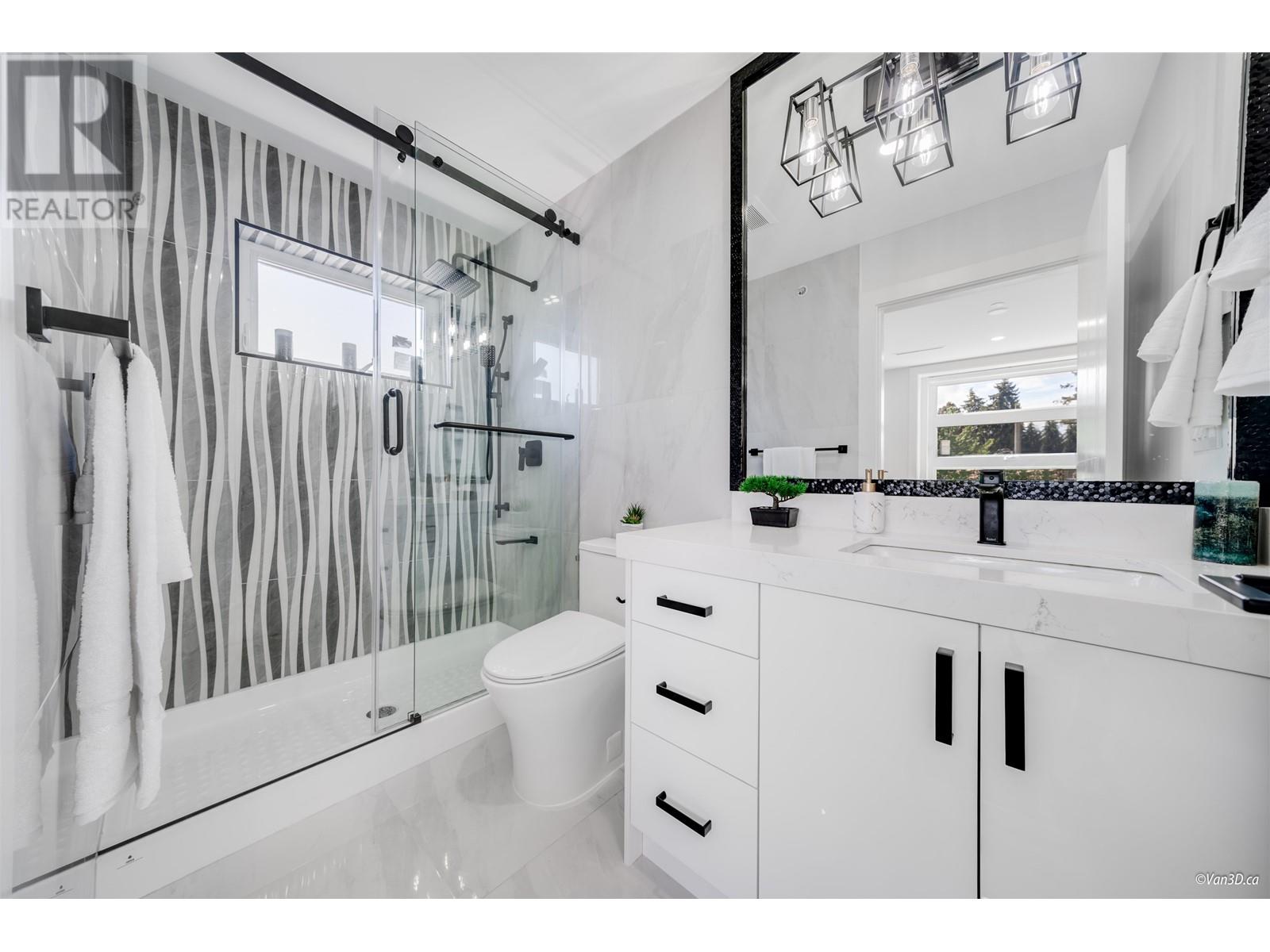 2660 E 26th Avenue, Vancouver, British Columbia  V5R 1K9 - Photo 35 - R2948566
