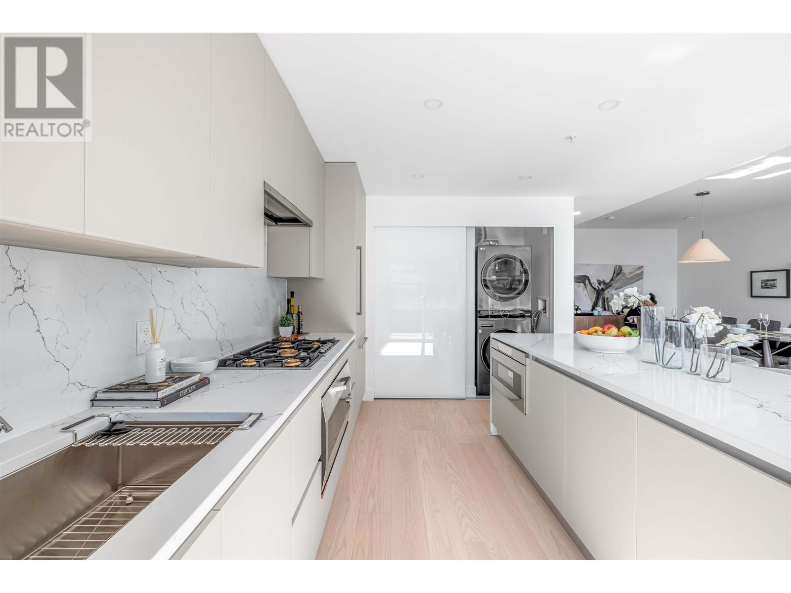 206 1331 Marine Drive, West Vancouver, British Columbia  V7T 1B6 - Photo 19 - R2948598