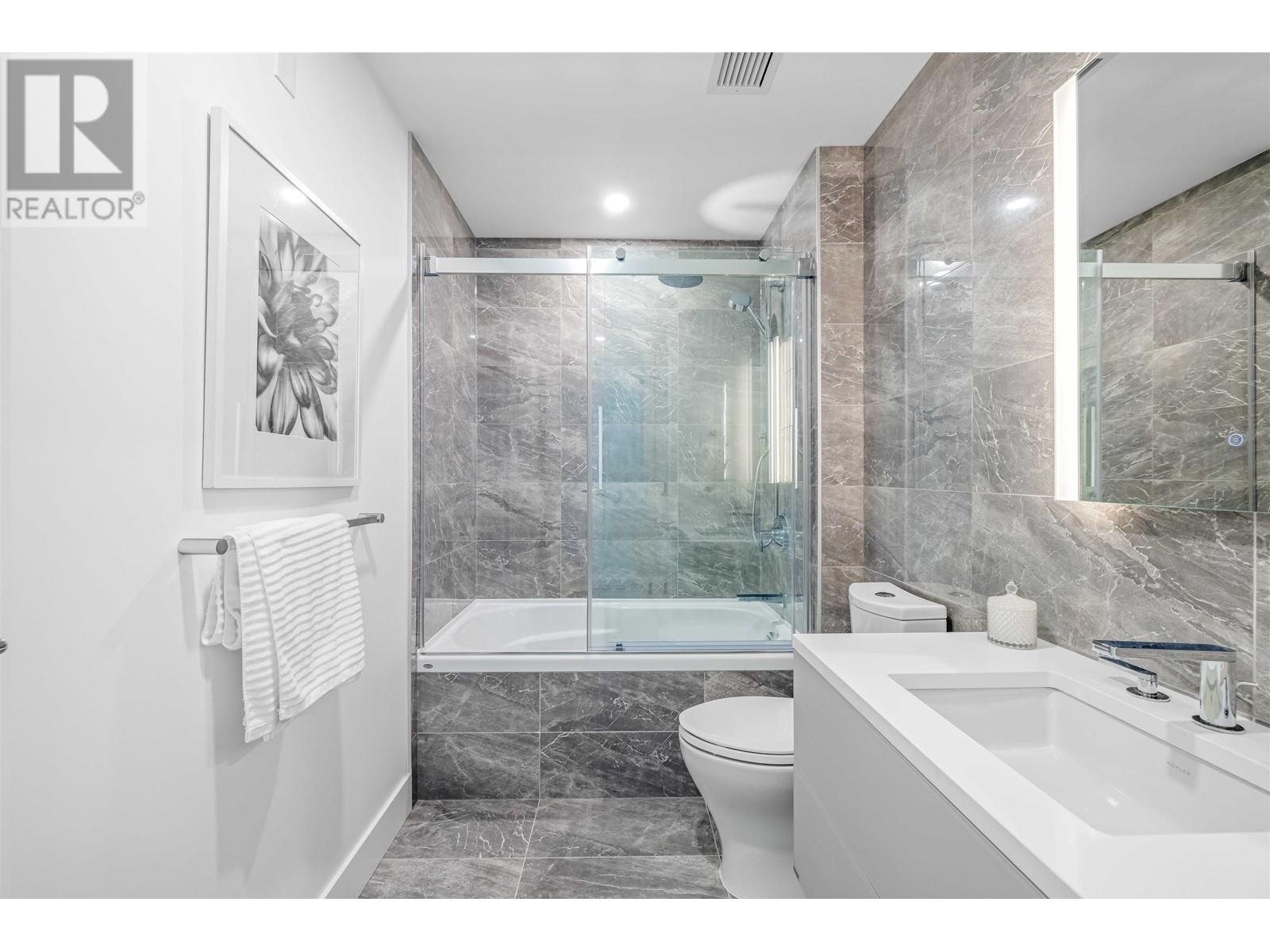 206 1331 Marine Drive, West Vancouver, British Columbia  V7T 1B6 - Photo 30 - R2948598