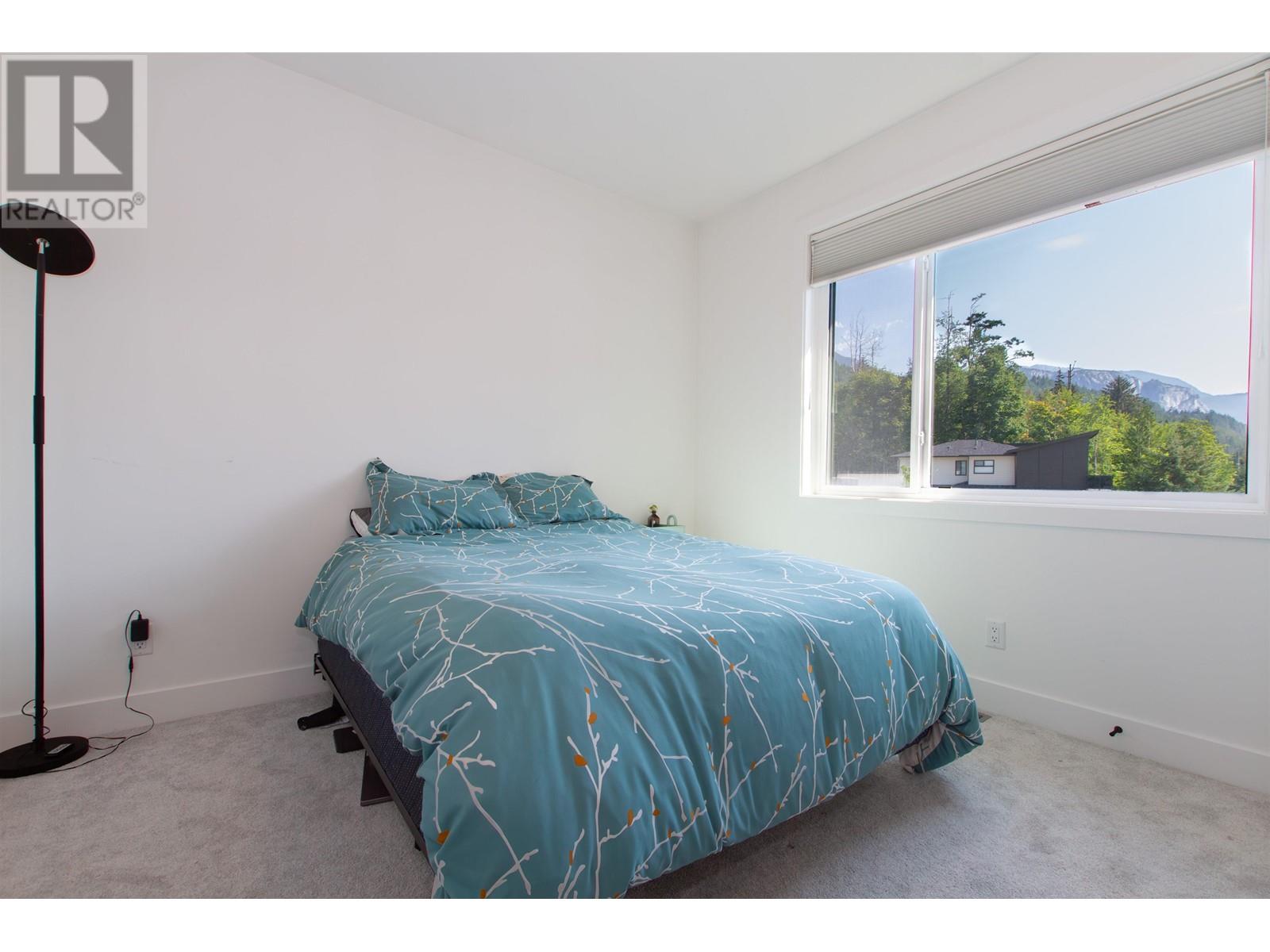 39208 Woodpecker Place, Squamish, British Columbia  V0B 0C3 - Photo 13 - R2940898