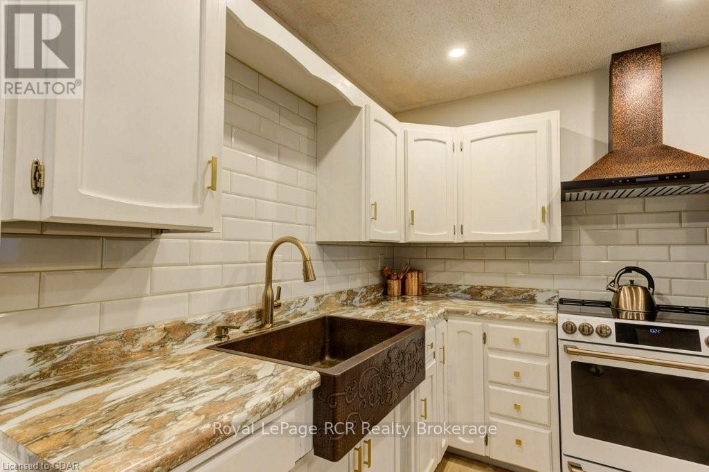 9811 Creek Road, Minto, Ontario  N0G 1M0 - Photo 16 - X10877184