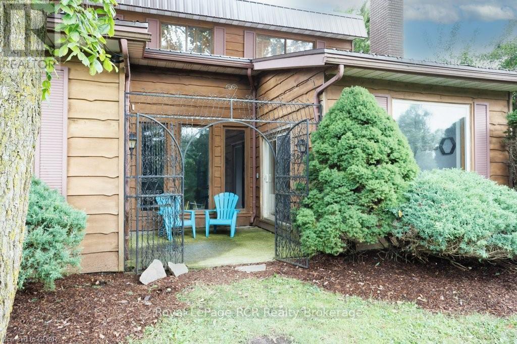 9811 Creek Road, Minto, Ontario  N0G 1M0 - Photo 28 - X10877184