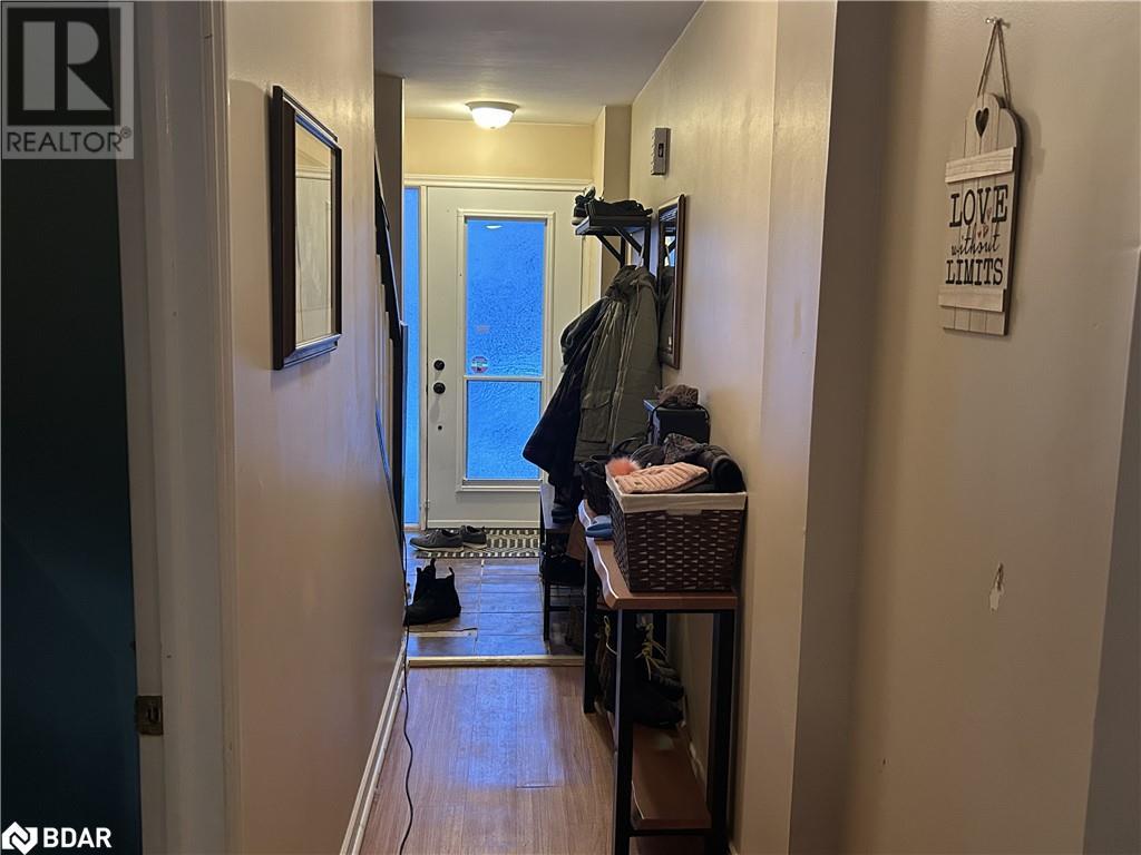 553 Tenth Street, Collingwood, Ontario  L9Y 4K6 - Photo 2 - 40683262